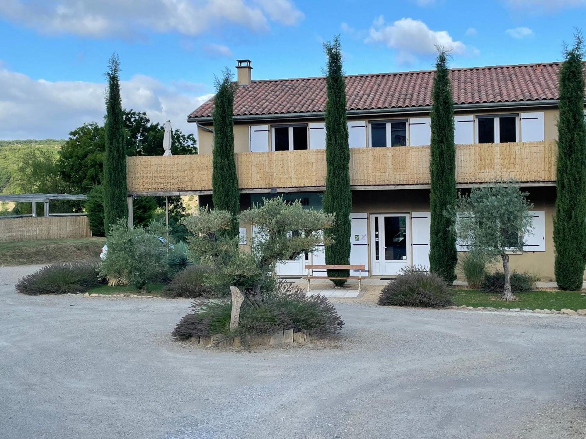 Val St Georges Hotel Saint-Georges-de-Luzencon Luaran gambar